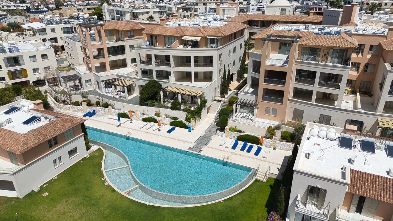 Apartamento en Pafos, Chipre, 128 m² - imagen 1