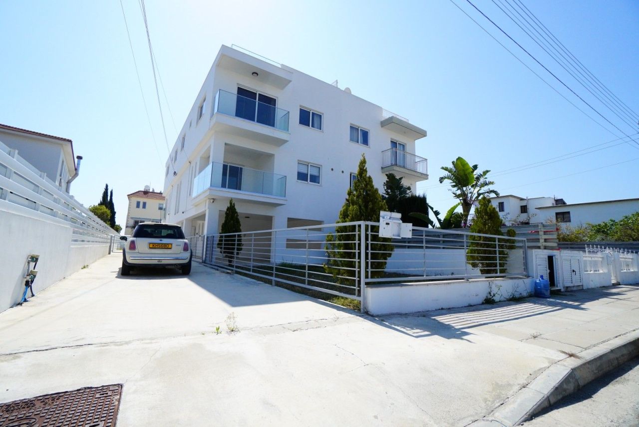 Villa in Larnaka, Zypern, 205 m² - Foto 1