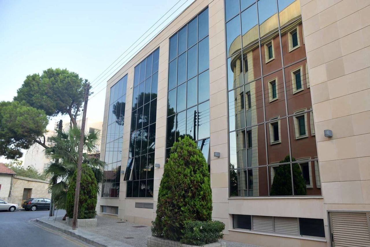 Büro in Limassol, Zypern, 847 m² - Foto 1