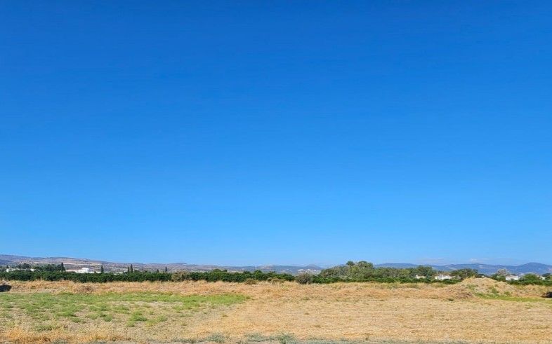 Land in Limassol, Cyprus, 559 m² - picture 1