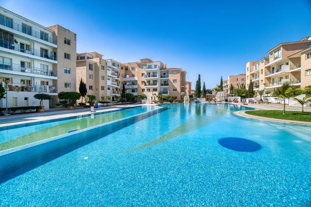 Apartment in Paphos, Cyprus, 114 m² - picture 1