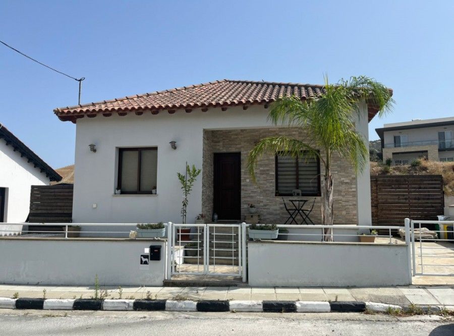 Villa à Limassol, Chypre, 88 m² - image 1