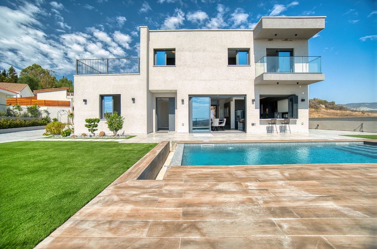 Villa in Limassol, Cyprus, 200 m² - picture 1