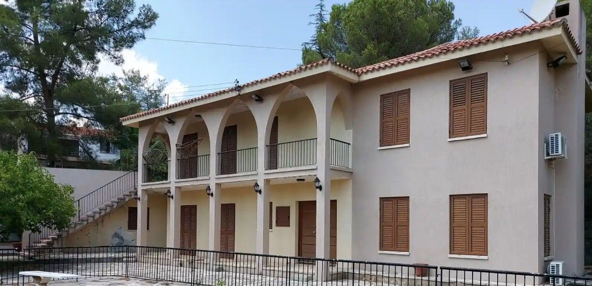 Villa in Limassol, Cyprus, 300 m² - picture 1