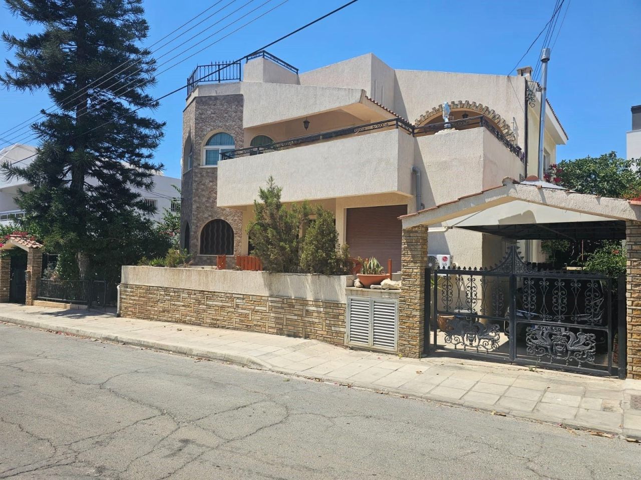 Villa à Limassol, Chypre, 500 m² - image 1