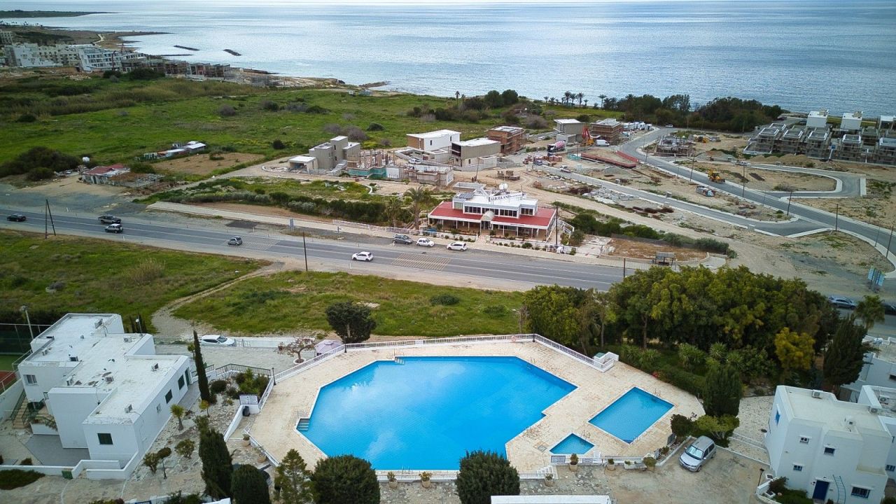 Appartement à Paphos, Chypre, 68 m² - image 1