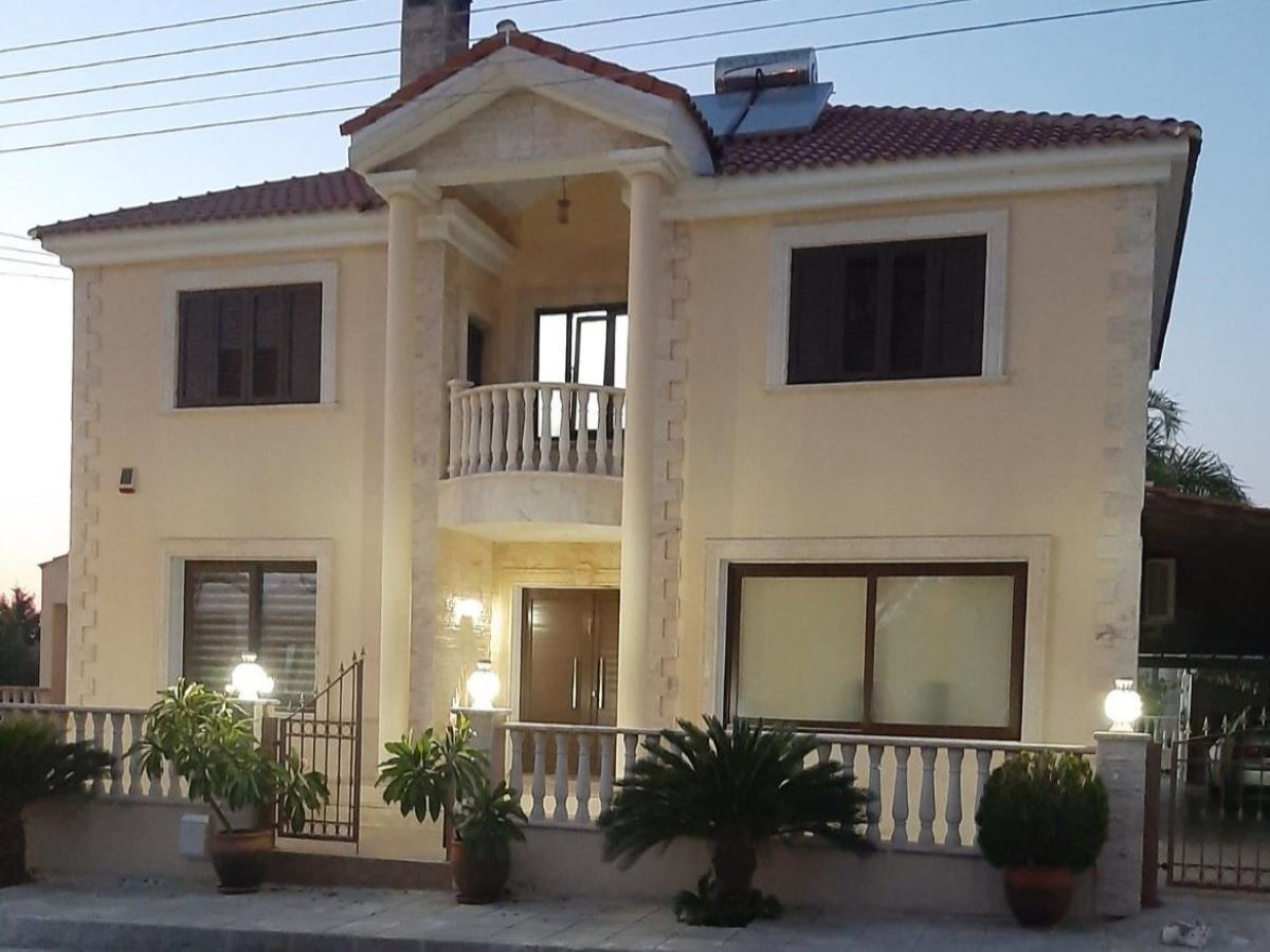 Villa in Paphos, Zypern, 300 m² - Foto 1
