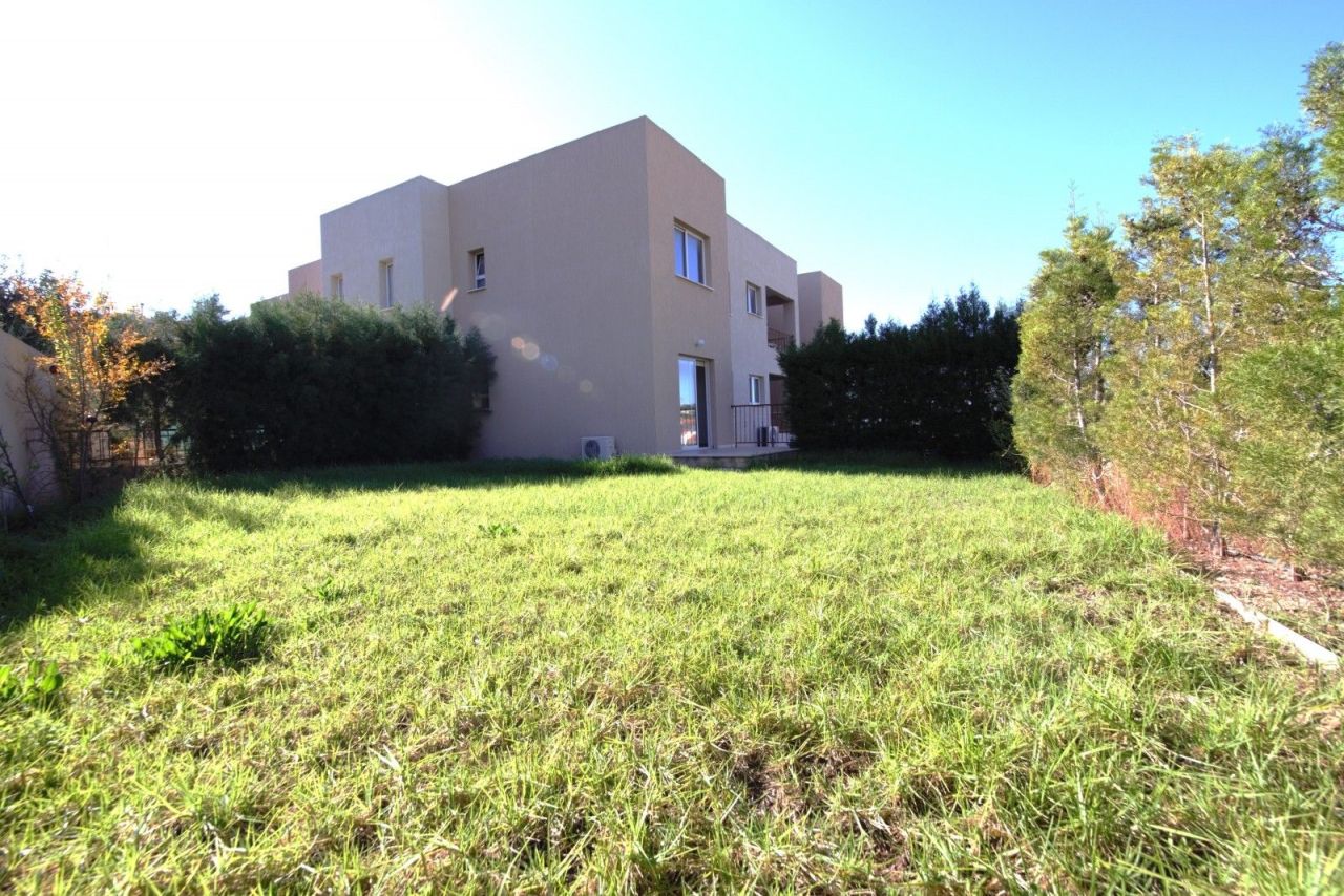 Apartment in Paphos, Cyprus, 81 m² - picture 1