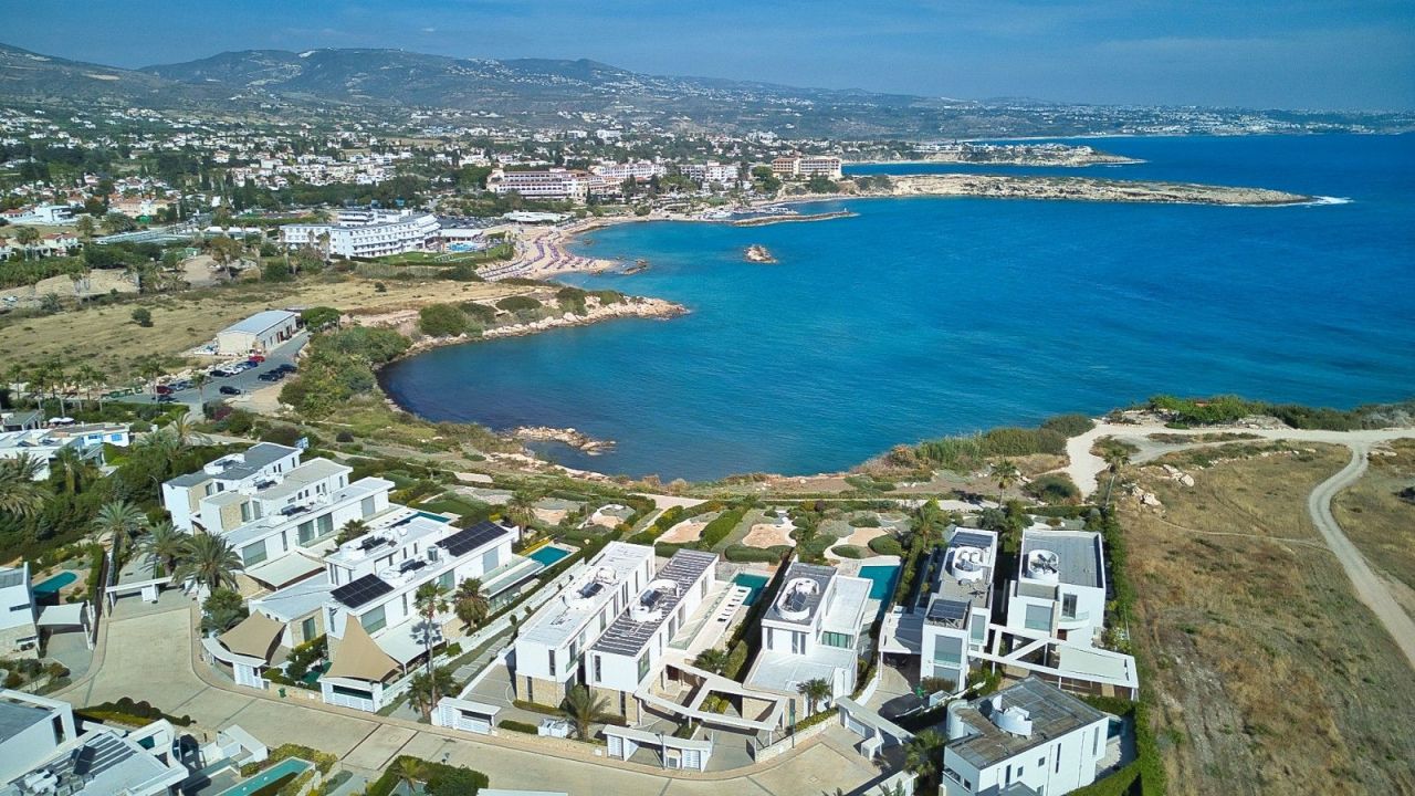 Villa in Paphos, Zypern, 250 m² - Foto 1