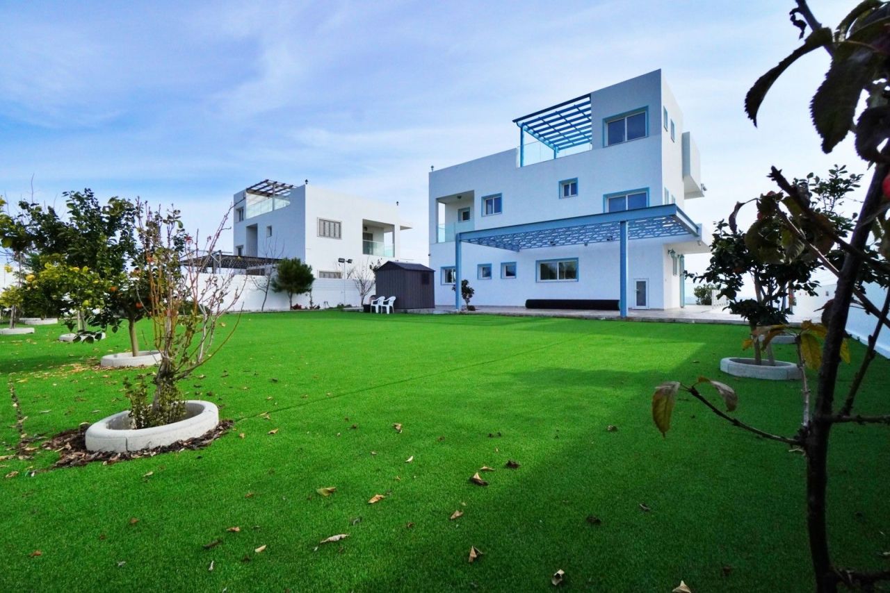 Villa à Larnaca, Chypre, 245 m² - image 1