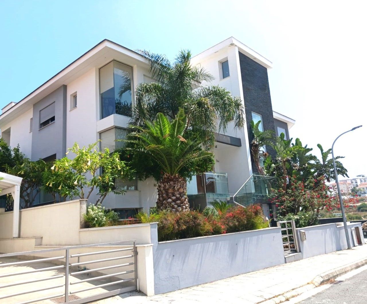Villa en Limasol, Chipre, 200 m² - imagen 1