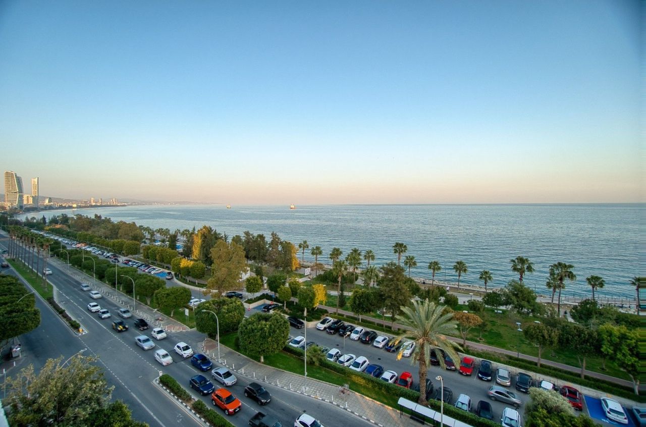 Apartment in Limassol, Cyprus, 165 m² - picture 1