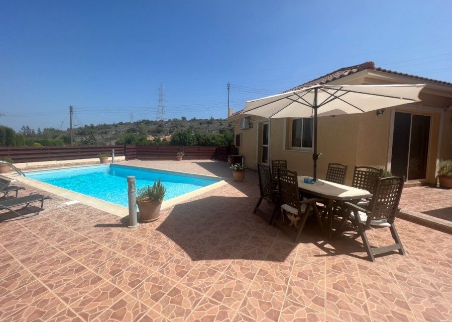 Villa in Limassol, Cyprus, 125 m² - picture 1