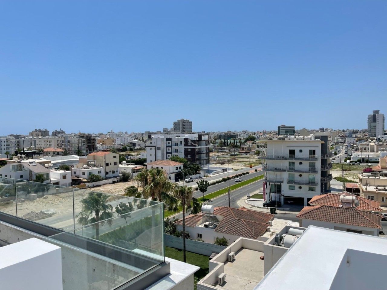 Penthouse in Larnaca, Cyprus, 118 m² - picture 1