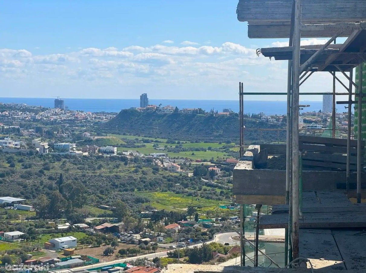 Penthouse in Limassol, Cyprus, 169 m² - picture 1