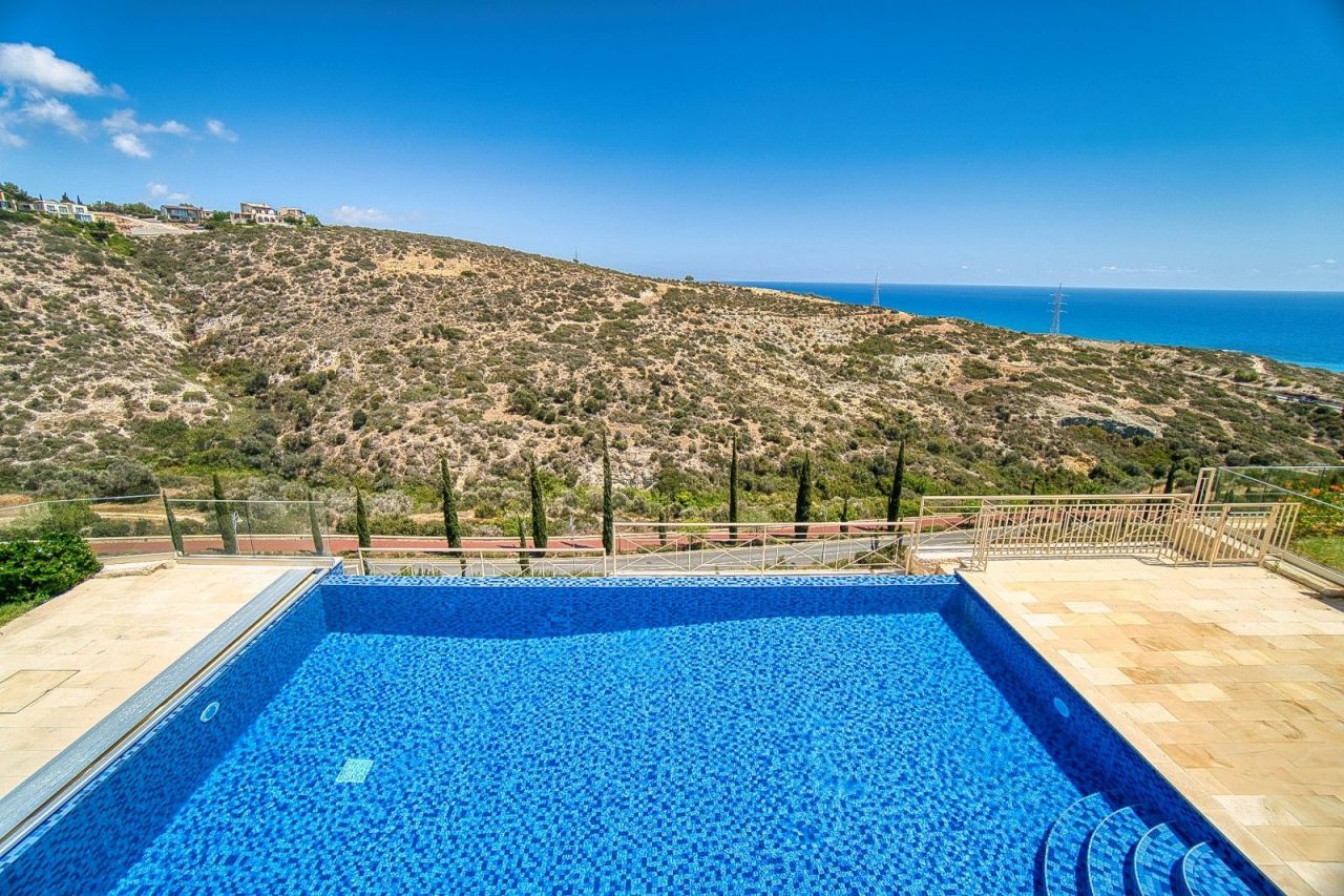 Villa in Paphos, Zypern, 318 m² - Foto 1