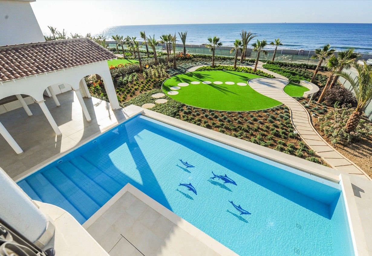Villa in Larnaca, Cyprus, 721 m² - picture 1