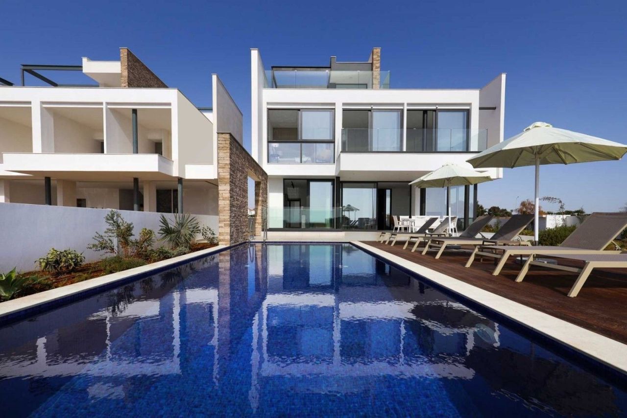 Villa à Protaras, Chypre, 158 m² - image 1