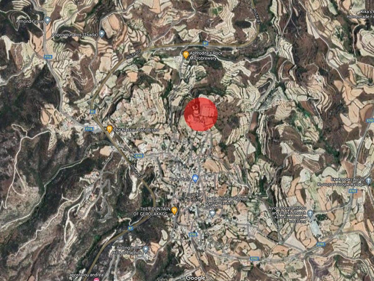 Land in Paphos, Cyprus, 5 356 m² - picture 1