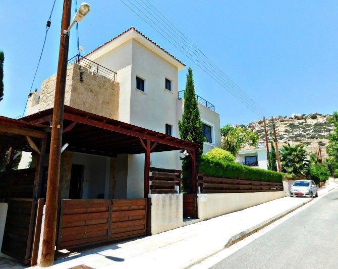 Villa in Paphos, Cyprus, 160 m² - picture 1
