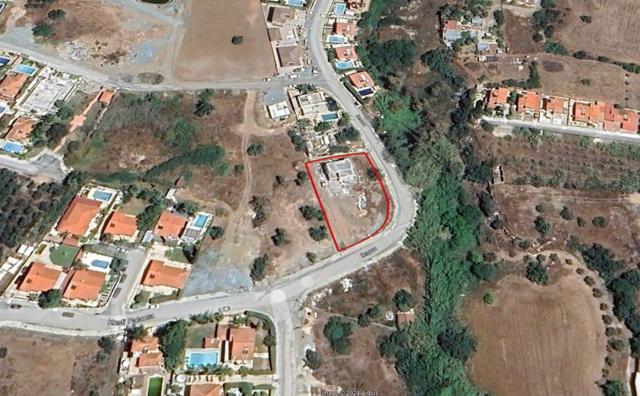 Land in Limassol, Cyprus, 1 224 m² - picture 1