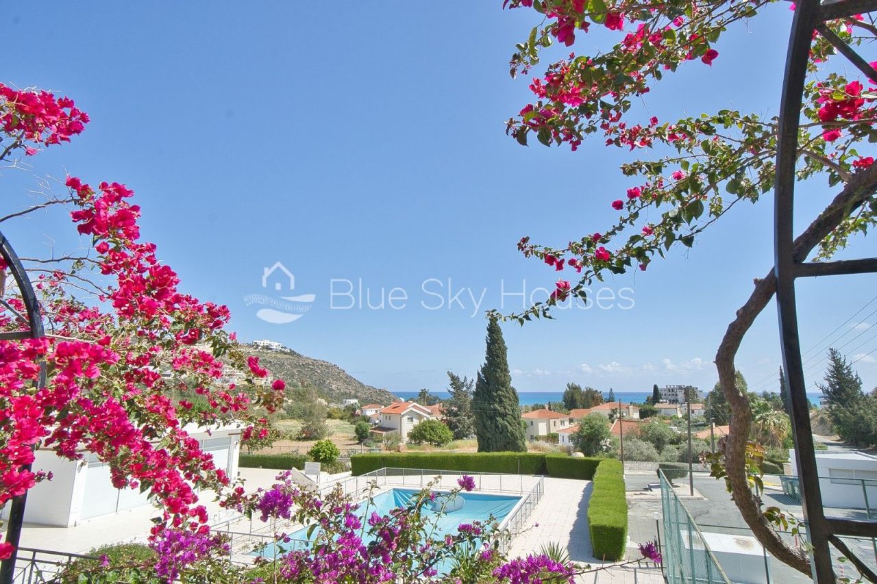 Villa in Limassol, Cyprus, 120 m² - picture 1