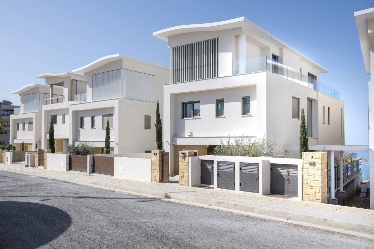 Villa en Pafos, Chipre, 369 m² - imagen 1