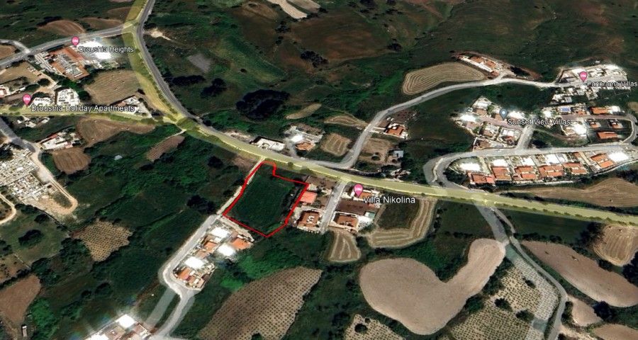 Terreno en Pafos, Chipre, 2 990 m² - imagen 1