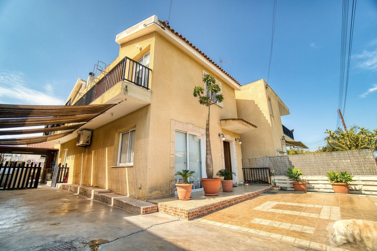 Villa in Paphos, Cyprus, 149 m² - picture 1