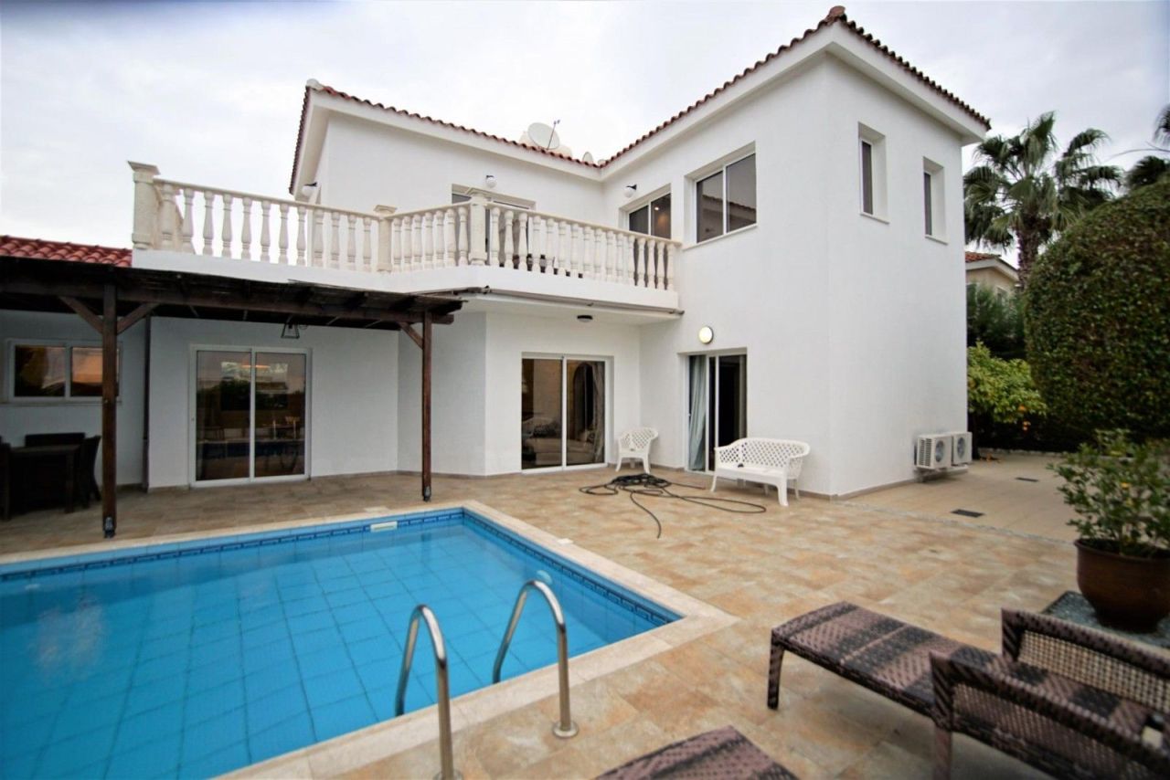 Villa en Pafos, Chipre, 154 m² - imagen 1