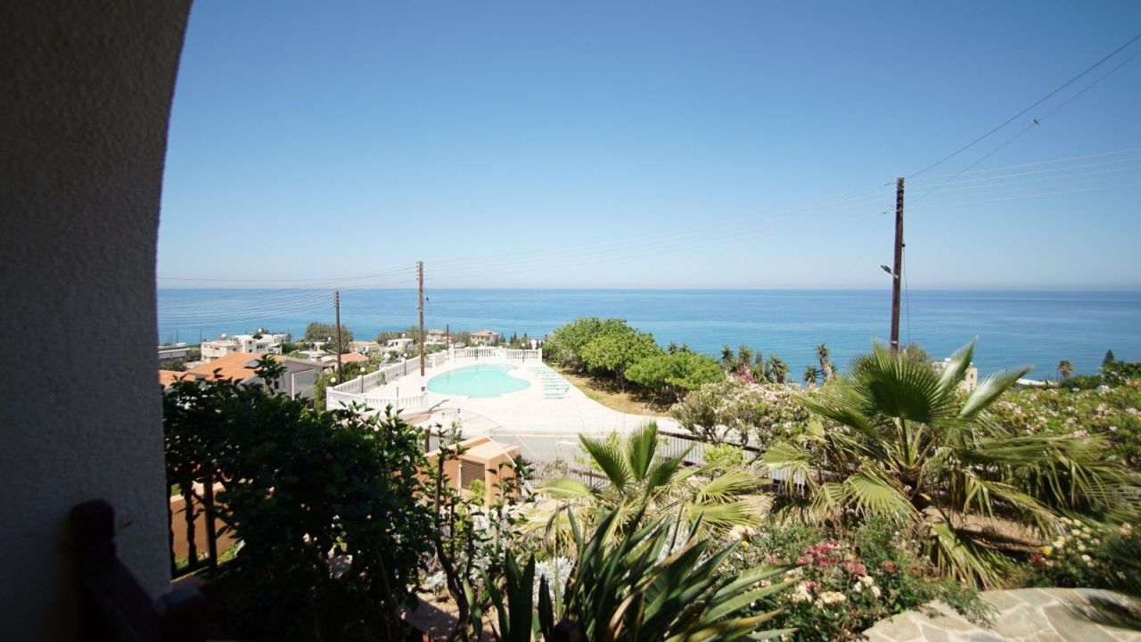 Villa à Paphos, Chypre, 277 m² - image 1