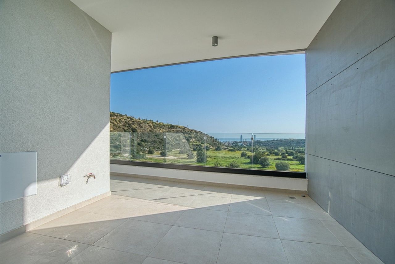 Penthouse in Limassol, Cyprus, 99 m² - picture 1