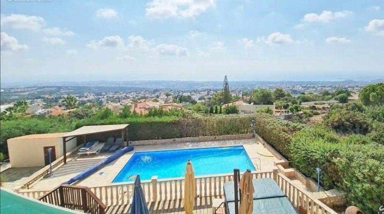 Villa in Paphos, Cyprus, 286 m² - picture 1