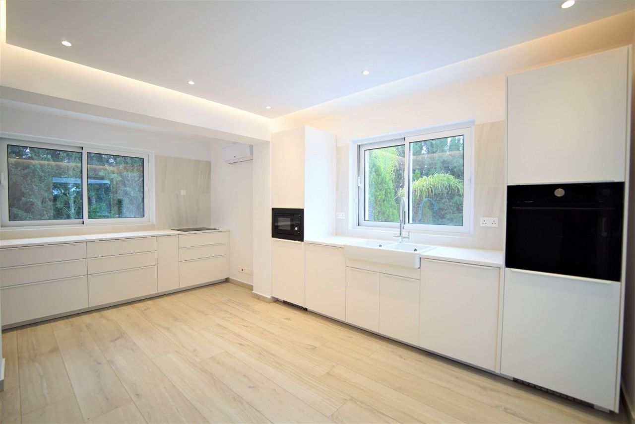 Villa a Paphos, Cipro, 233 m² - foto 1