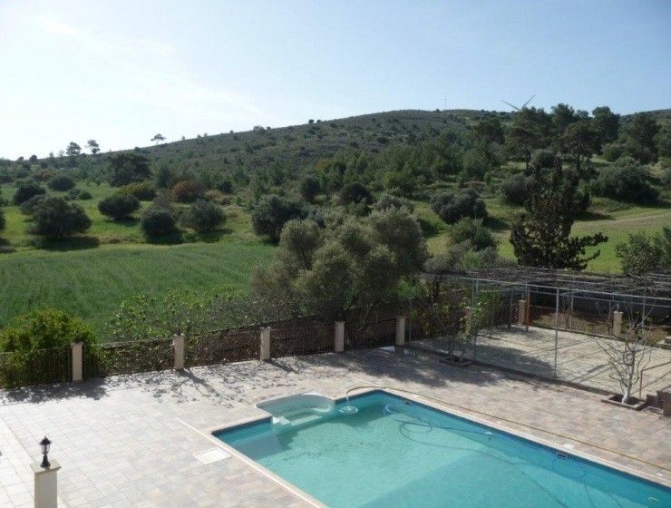 Villa in Larnaka, Zypern, 670 m² - Foto 1