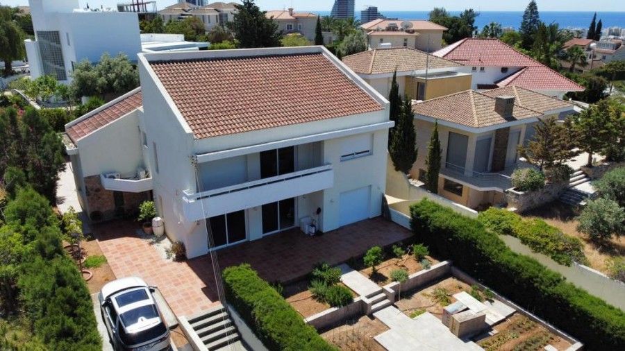 Villa en Limasol, Chipre, 360 m² - imagen 1