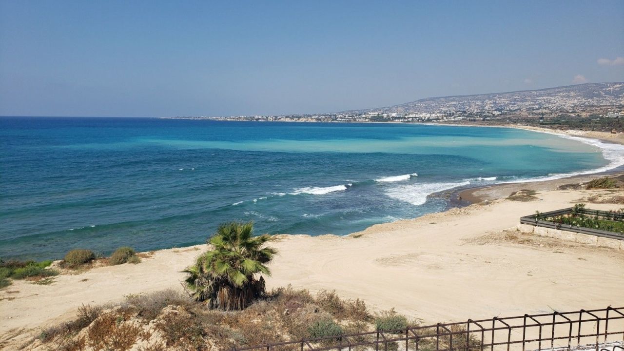 Villa in Paphos, Cyprus, 503 m² - picture 1