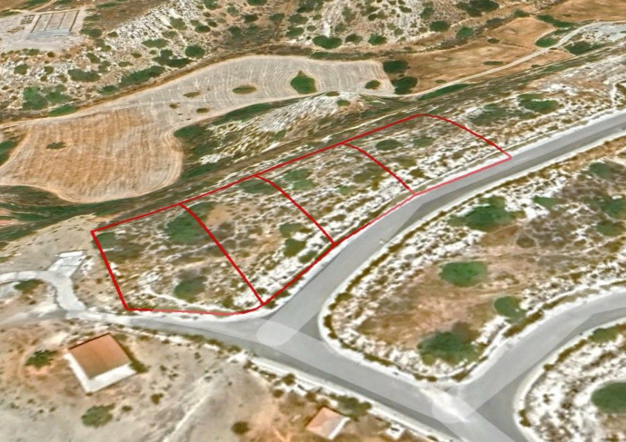 Terreno en Limasol, Chipre, 4 000 m² - imagen 1