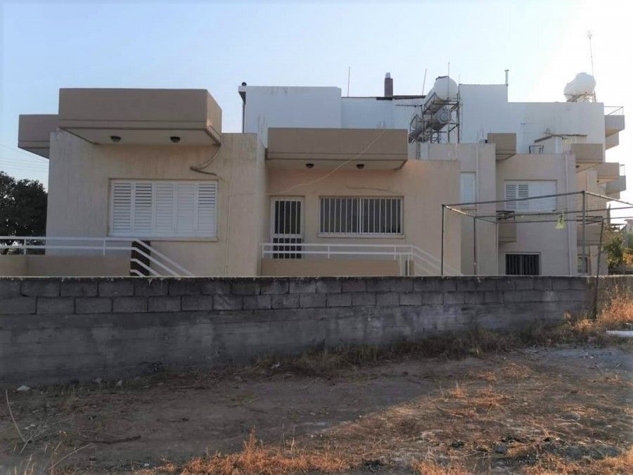 Villa à Limassol, Chypre, 210 m² - image 1