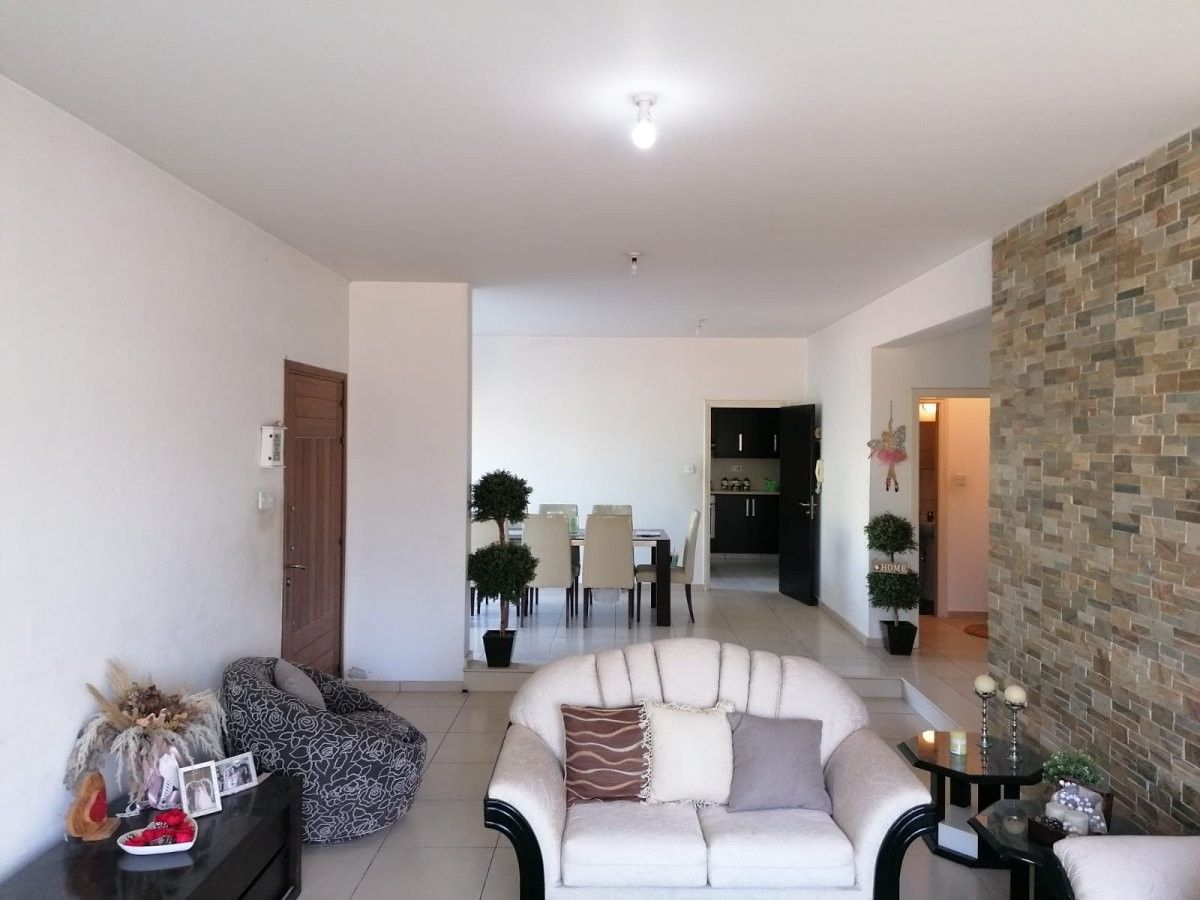 Casa adosada en Pafos, Chipre, 182 m² - imagen 1