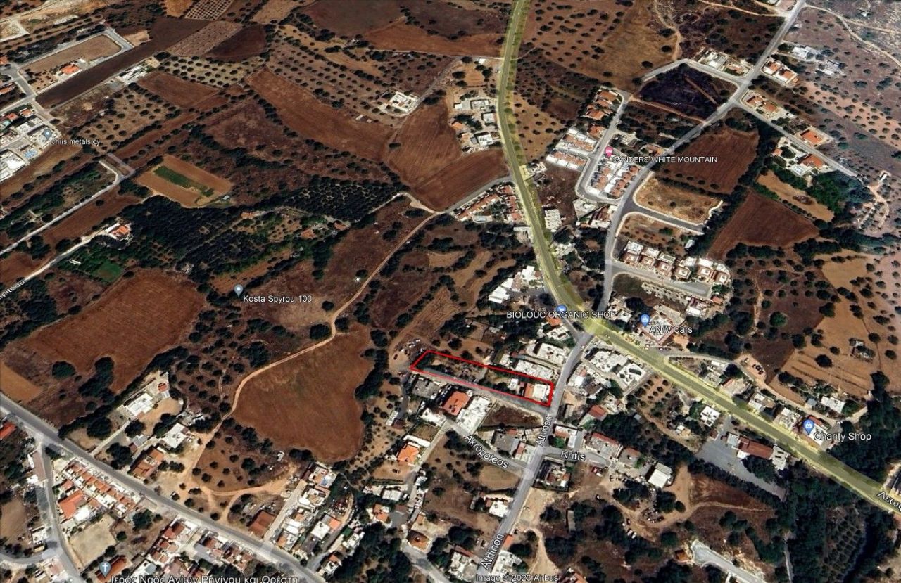 Terreno en Pafos, Chipre, 2 007 m² - imagen 1