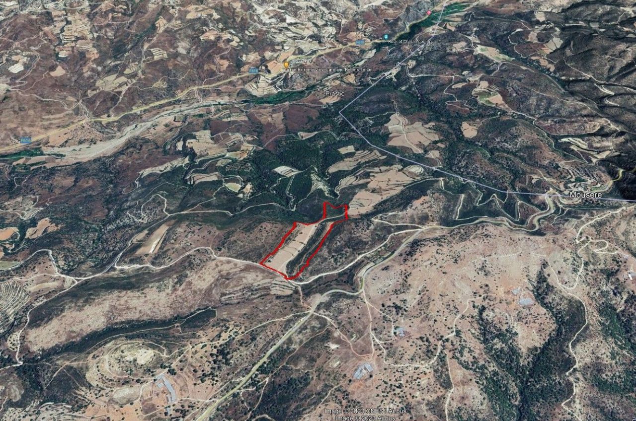Terreno en Pafos, Chipre, 123 747 m² - imagen 1