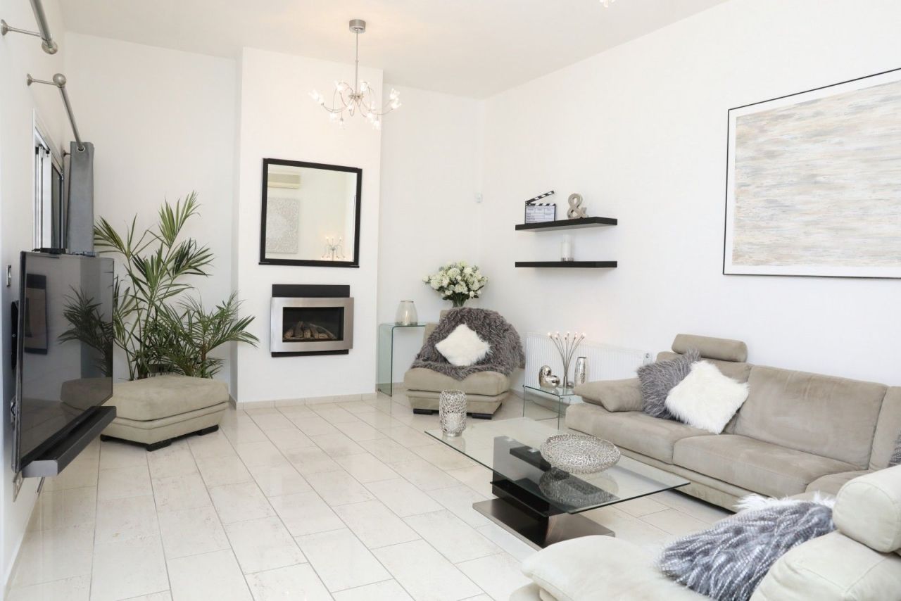 Bungalow a Paphos, Cipro, 229 m² - foto 1