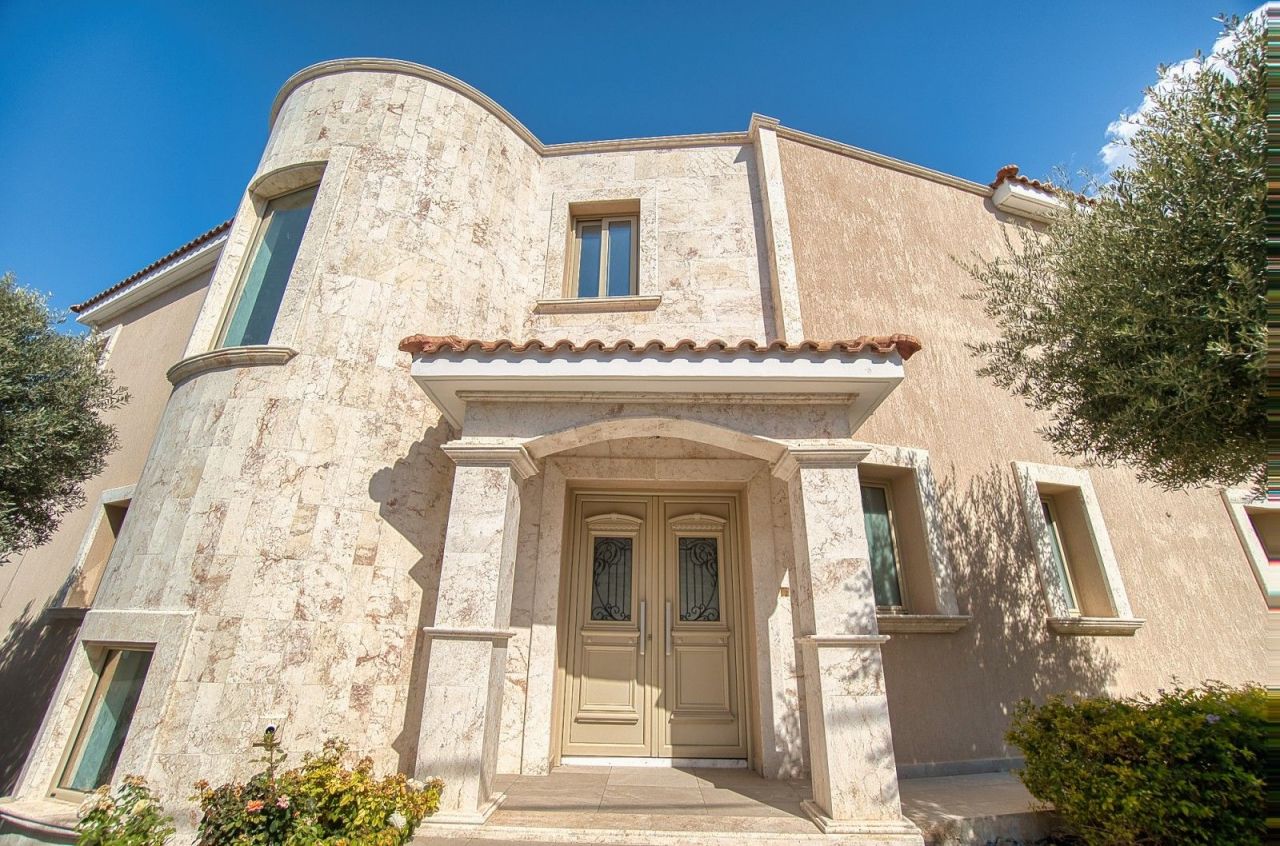 Villa à Paphos, Chypre, 470 m² - image 1