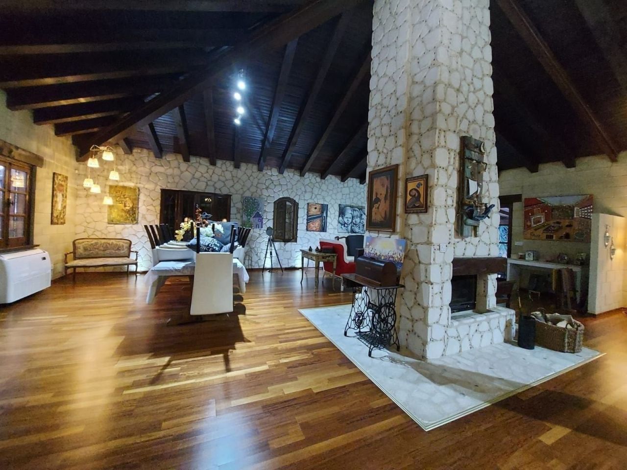 Bungalow in Larnaka, Zypern, 380 m² - Foto 1