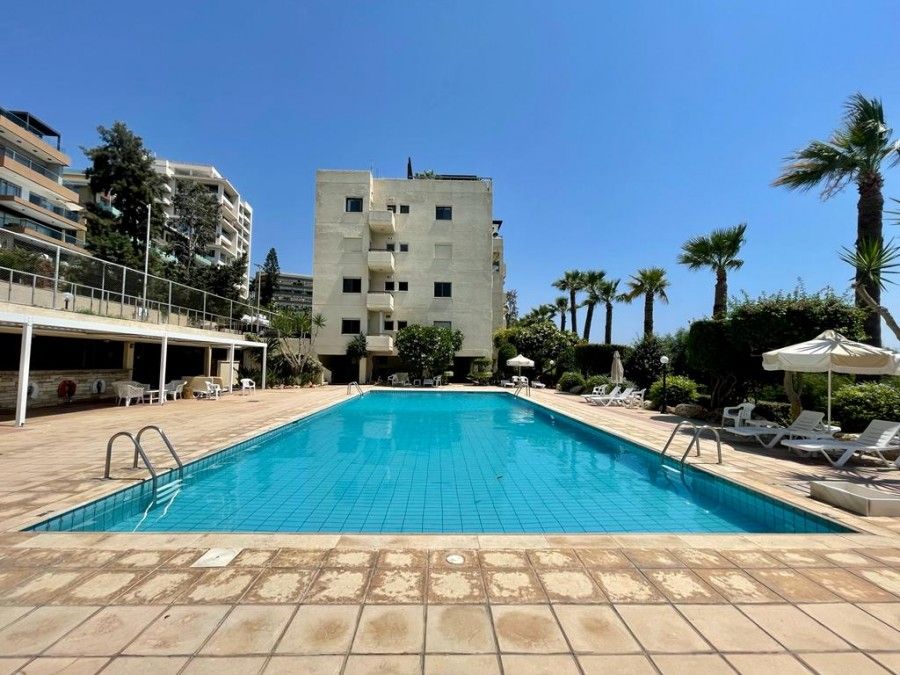 Apartment in Limassol, Cyprus, 197 m² - picture 1