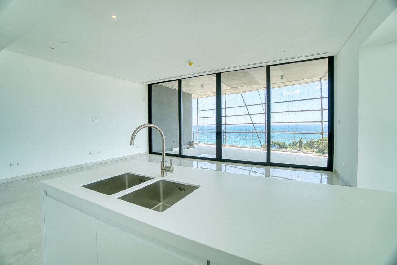 Apartment in Limassol, Cyprus, 260 m² - picture 1