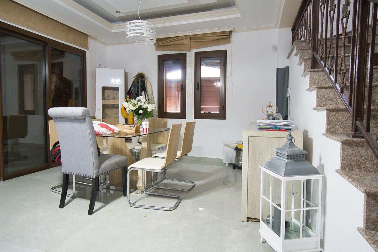 Villa en Limasol, Chipre, 270 m² - imagen 1
