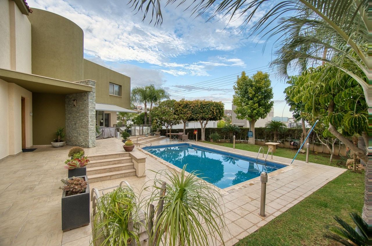 Villa in Limassol, Zypern, 500 m² - Foto 1
