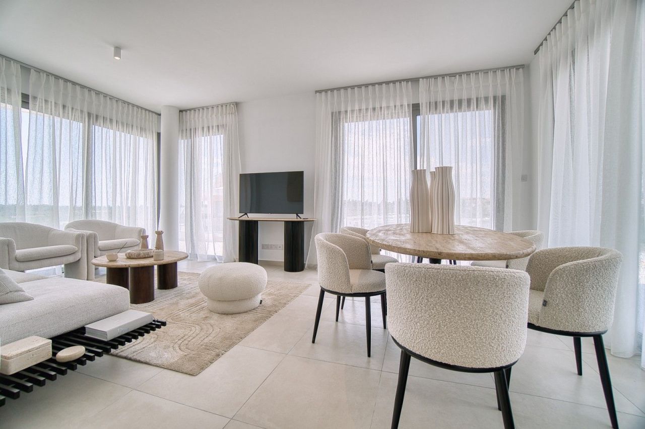 Penthouse in Limassol, Cyprus - picture 2